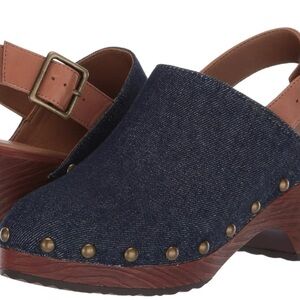 AEROSOLES Denim and Tan Mules